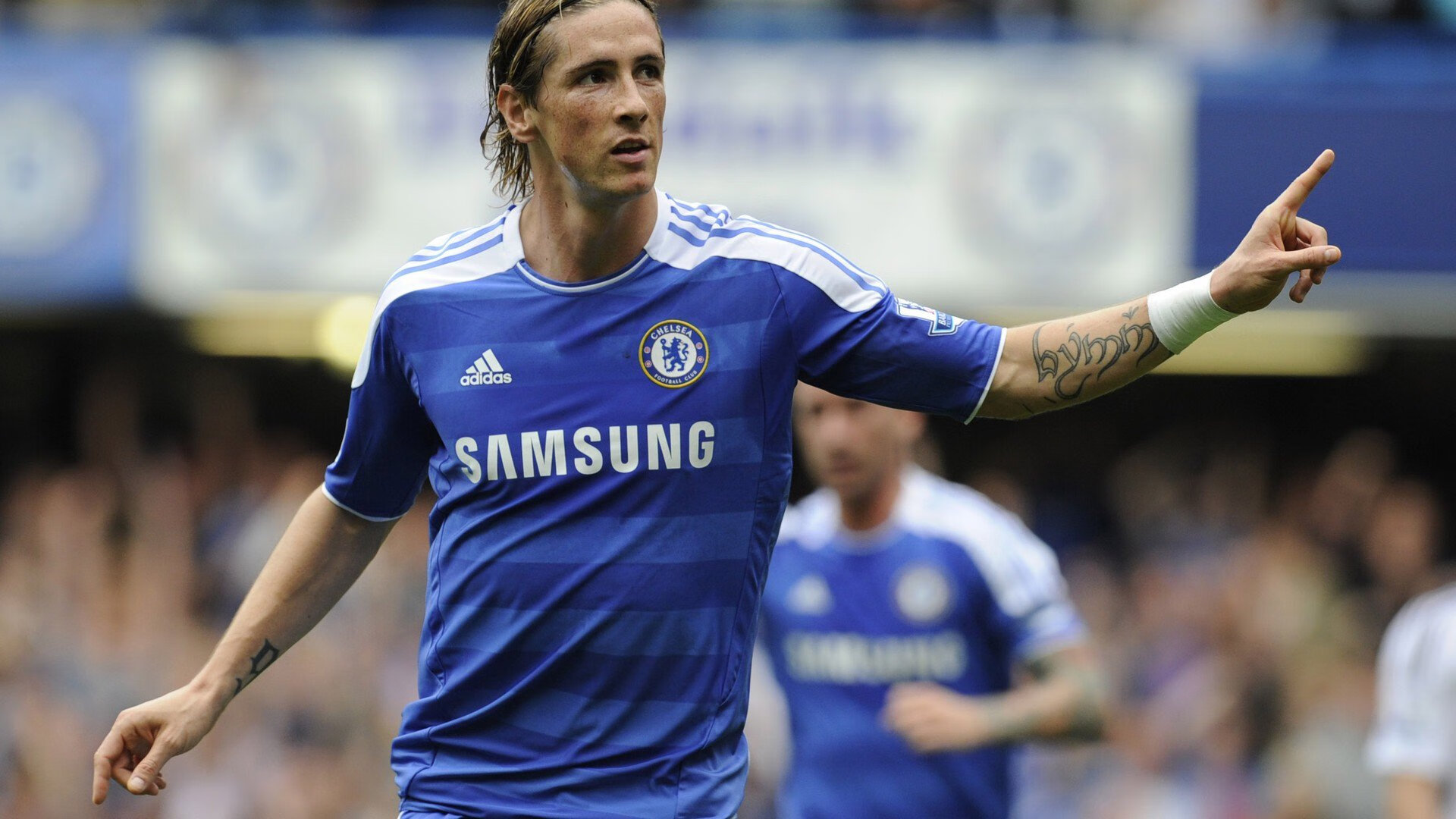 开云中国官网-未来巨星：在欧冠舞台崭露头角的“新面孔”，未来足球巨星